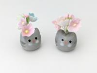 Cute handmade ceramic cat vase. Tiny kitty vase. Adorable cat figurine. Small-batch ceramics. Hand-painted pottery.