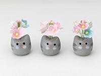 Cute handmade ceramic cat vase. Tiny kitty vase. Adorable cat figurine. Cat lover gift. Small-batch ceramics. Hand-painted pottery.