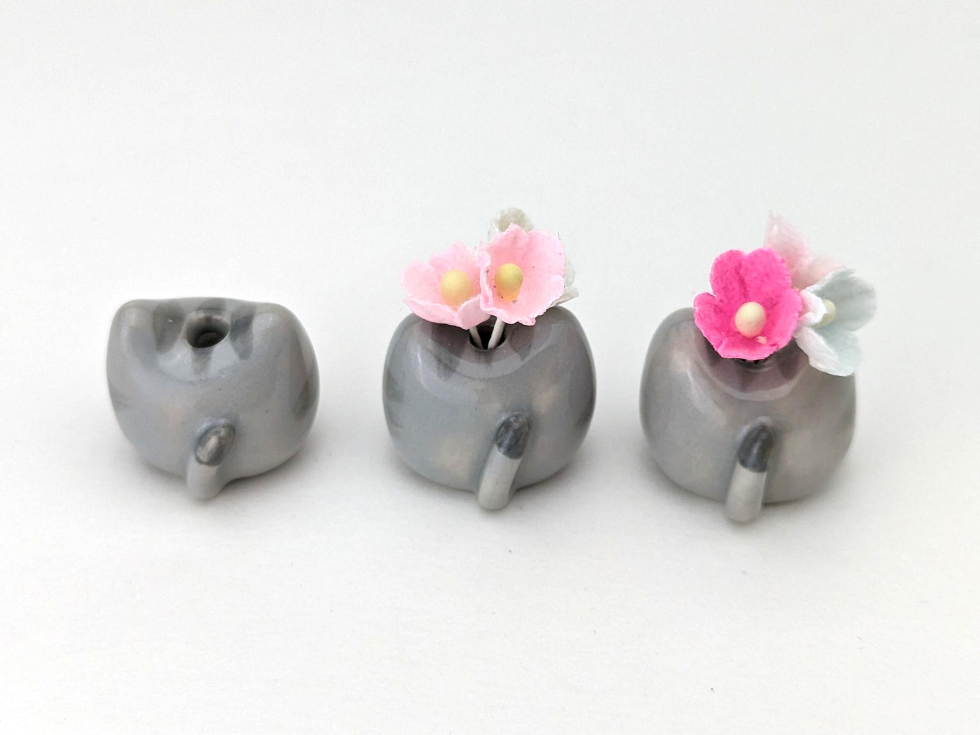 Cute handmade ceramic cat vase. Tiny kitty vase. Adorable cat figurine. Small-batch ceramics. Hand-painted pottery.