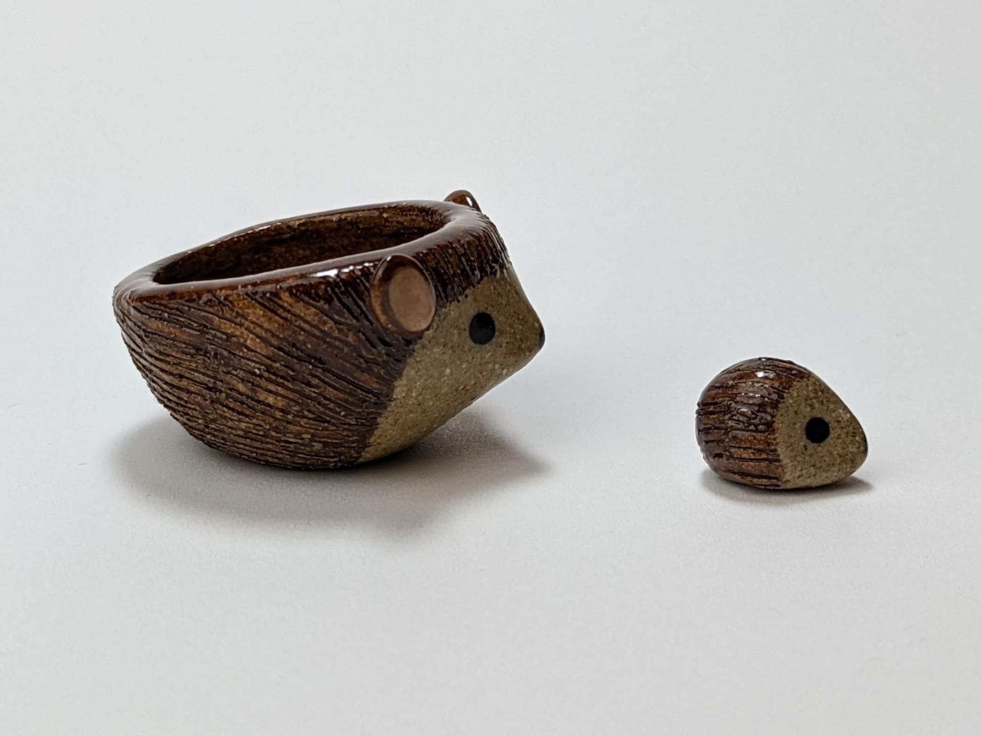 Adorable handmade ceramic mommy & me hedgehog set. Cute unique mini figurines. Good luck charm. Small-batch ceramics. Hand-painted pottery.